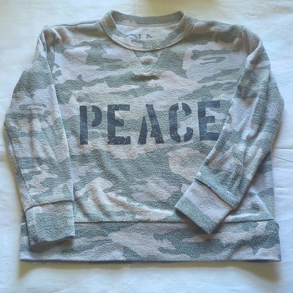 CHASER Peace Camo Sweatshirt